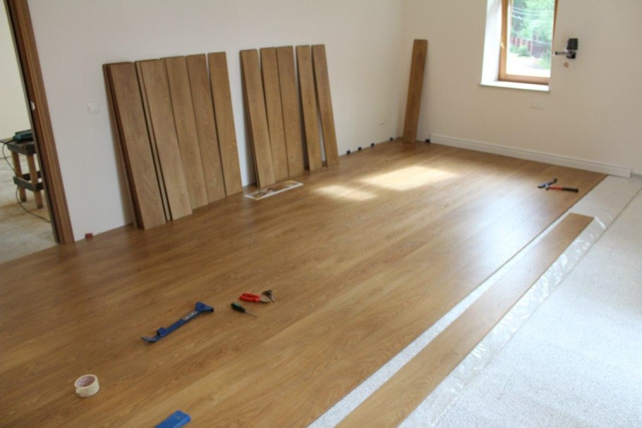 Напольные покрытия для дома