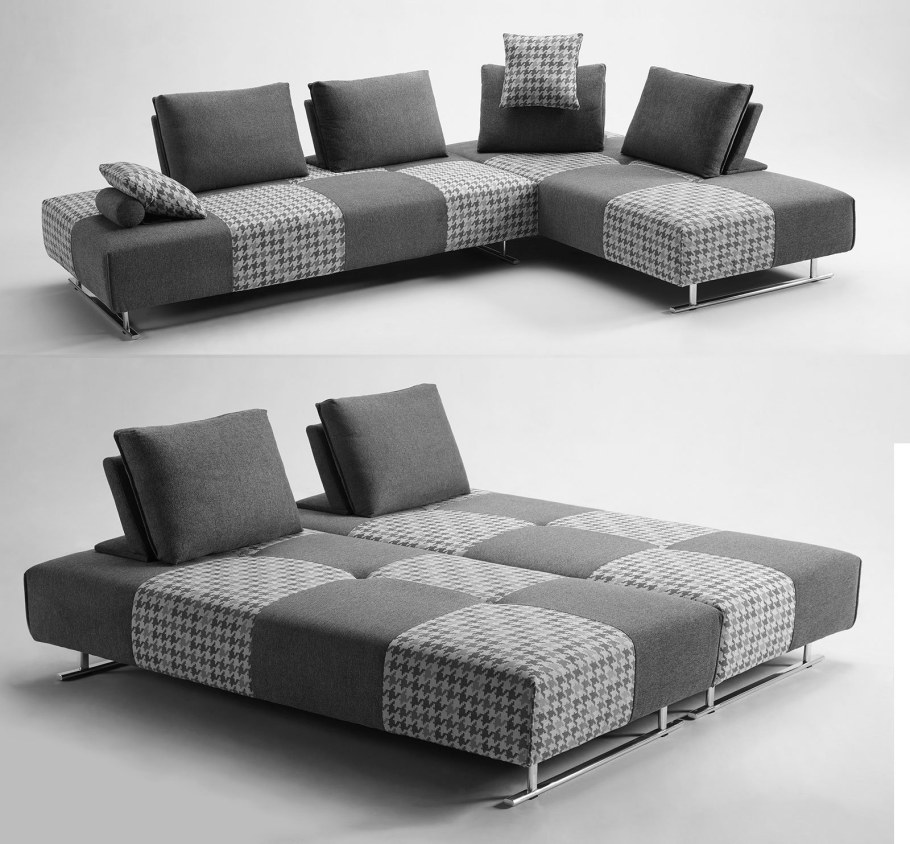 Диван с мягкими подушками