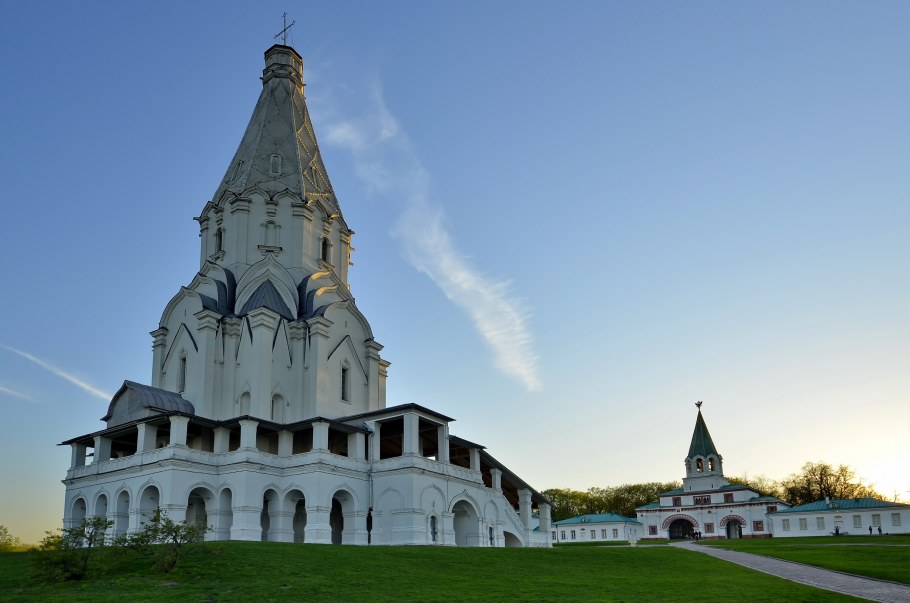 Руси каменный шатровый храм – Церковь Коломенском