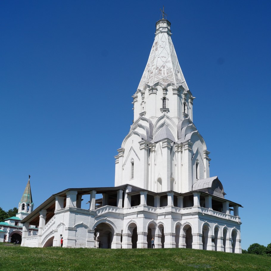 Трехшатровая Церковь Одигитрии в Вязьме