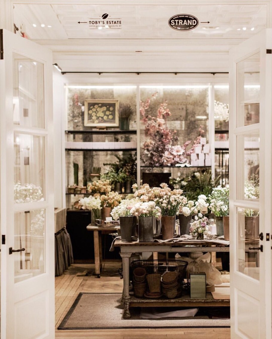 Интерьер цветочного салона