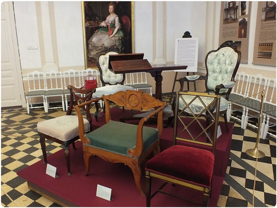 Стул Гамбса из 12 стульев