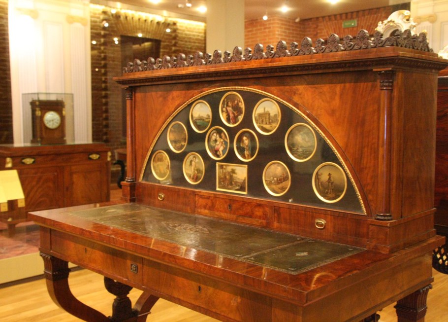 Мебель Генриха Гамбса