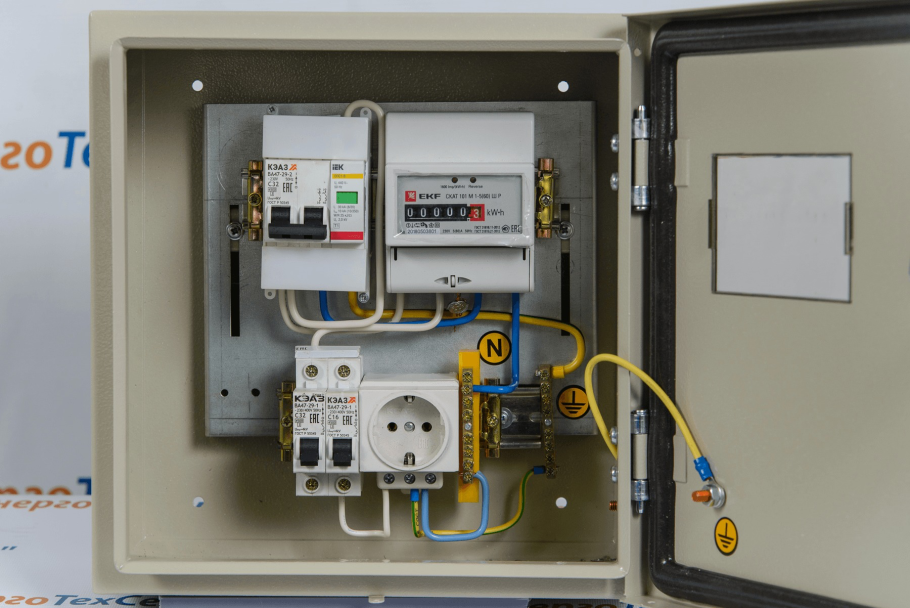 Щит учета с ТТ 200 КВТ