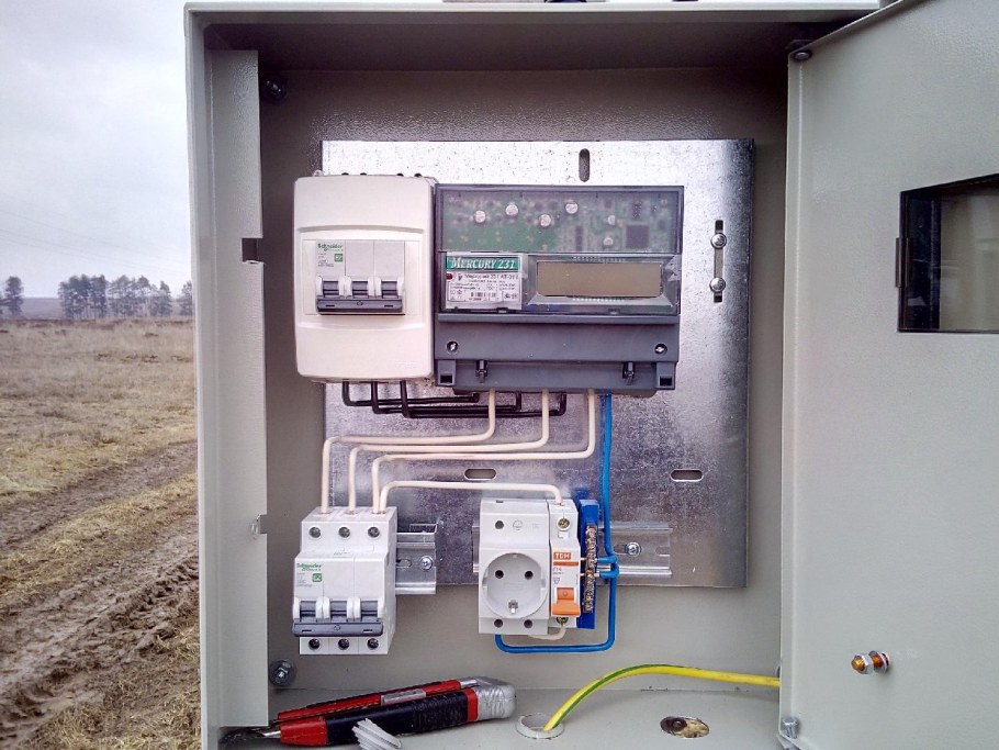 Щит учёта 380 вольт 15 КВТ В сборе