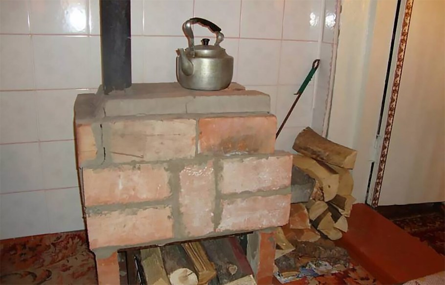 Буржуйка с шамотным кирпичом