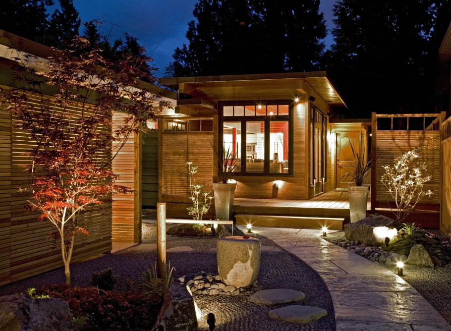 Интерьер дачной комнаты