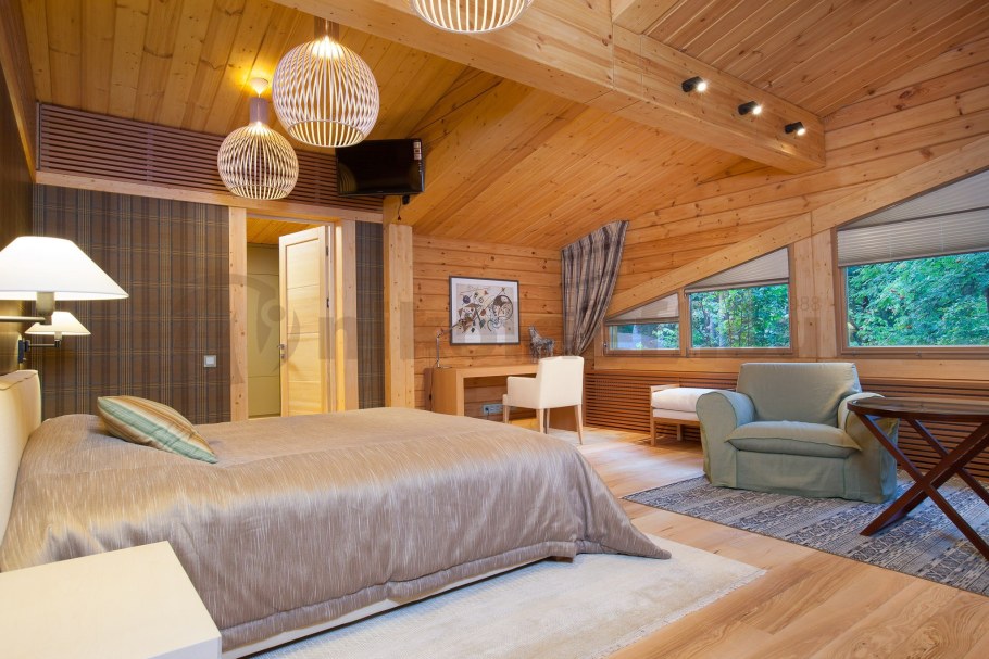 Спальня в загородном доме