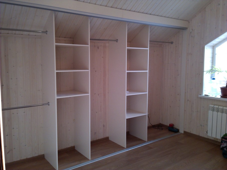 Стол из вагонки на балкон