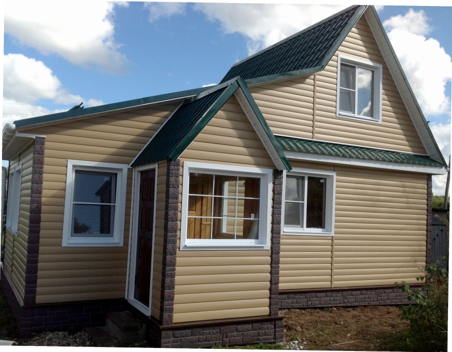 Домик обшитый сайдингом