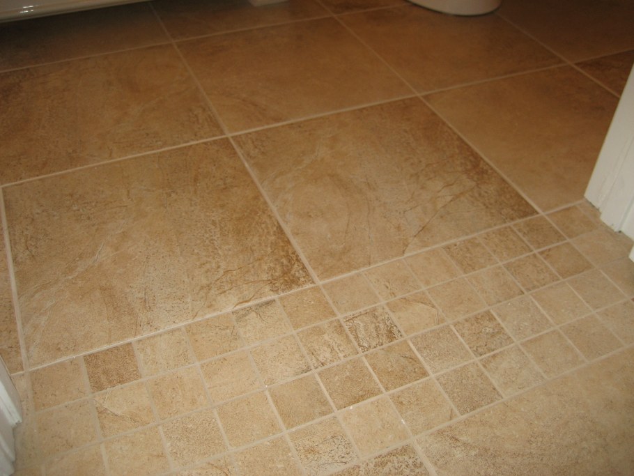 Укладка плитки со вставками