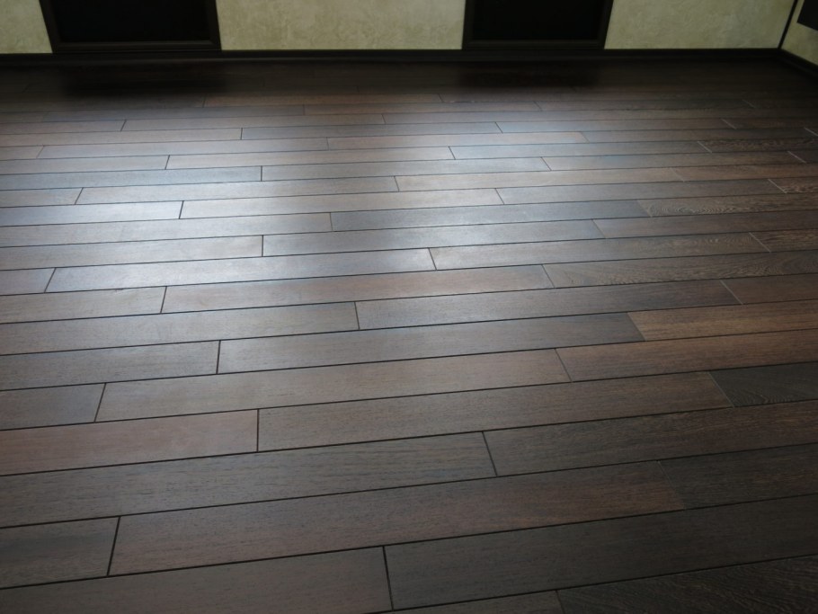 Укладка ламината вразбежку