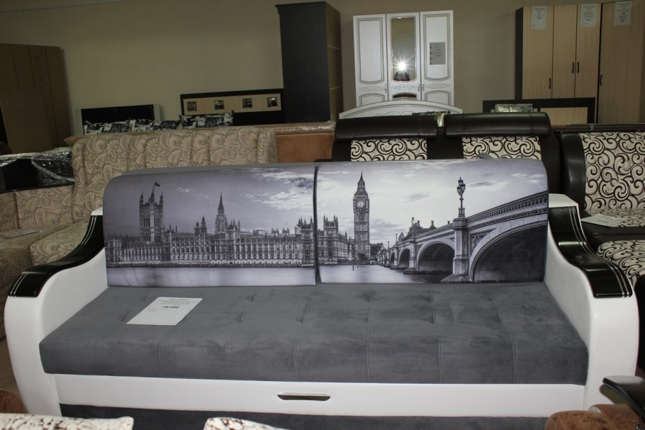 Подушки с рисунком архитектура