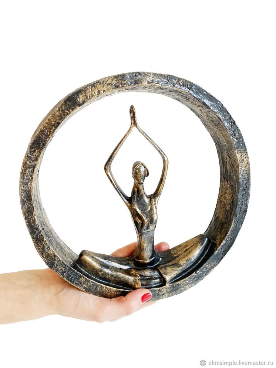 Наклейка на стену в стиле йоги