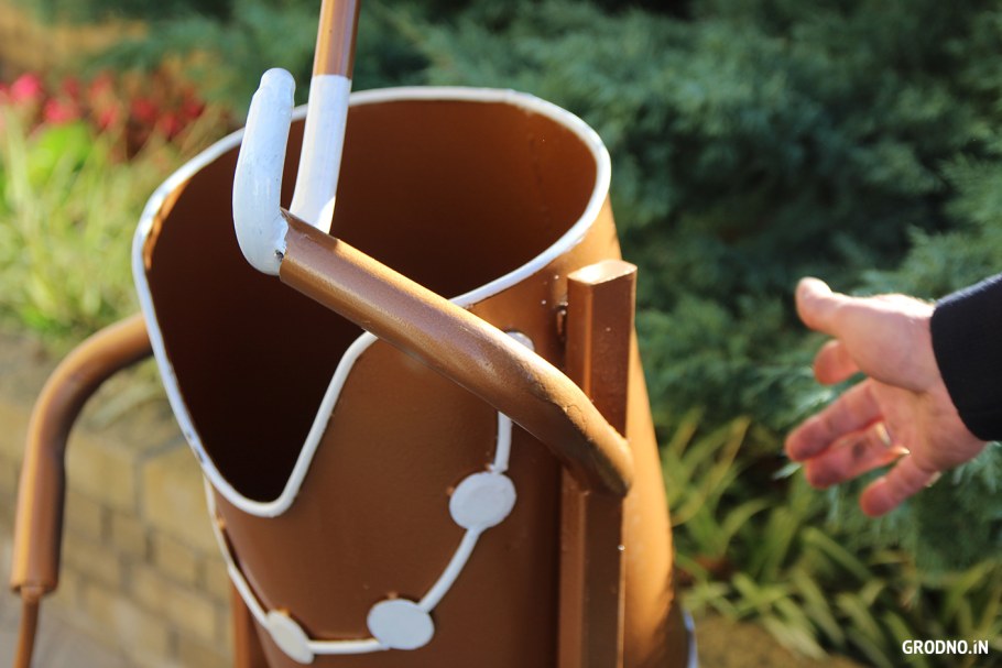 Декоративное кованое ведерко