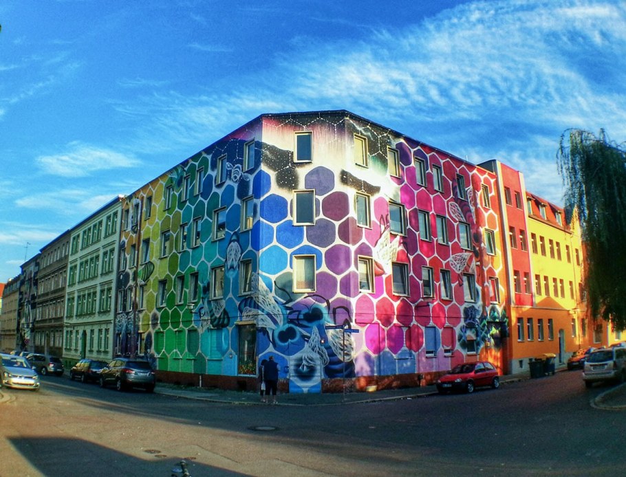 Разноцветные здания