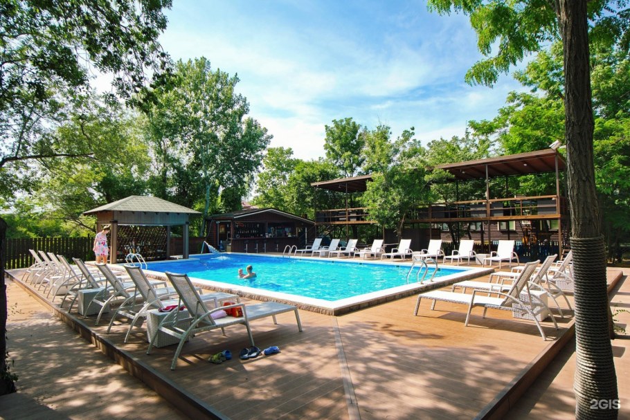 Парк-отель Звенигород, Звенигород открытый бассейн