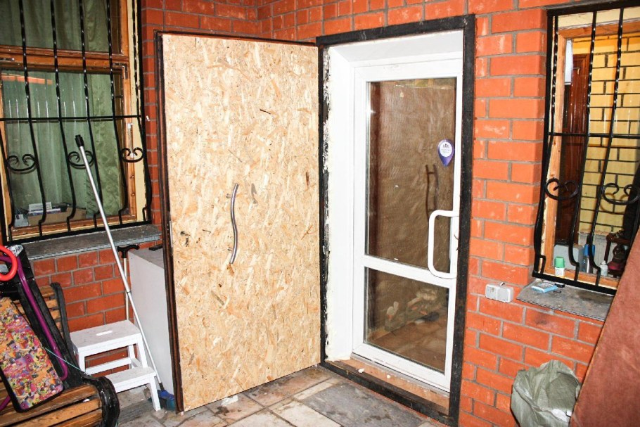 Теплоизоляция входной металлической двери