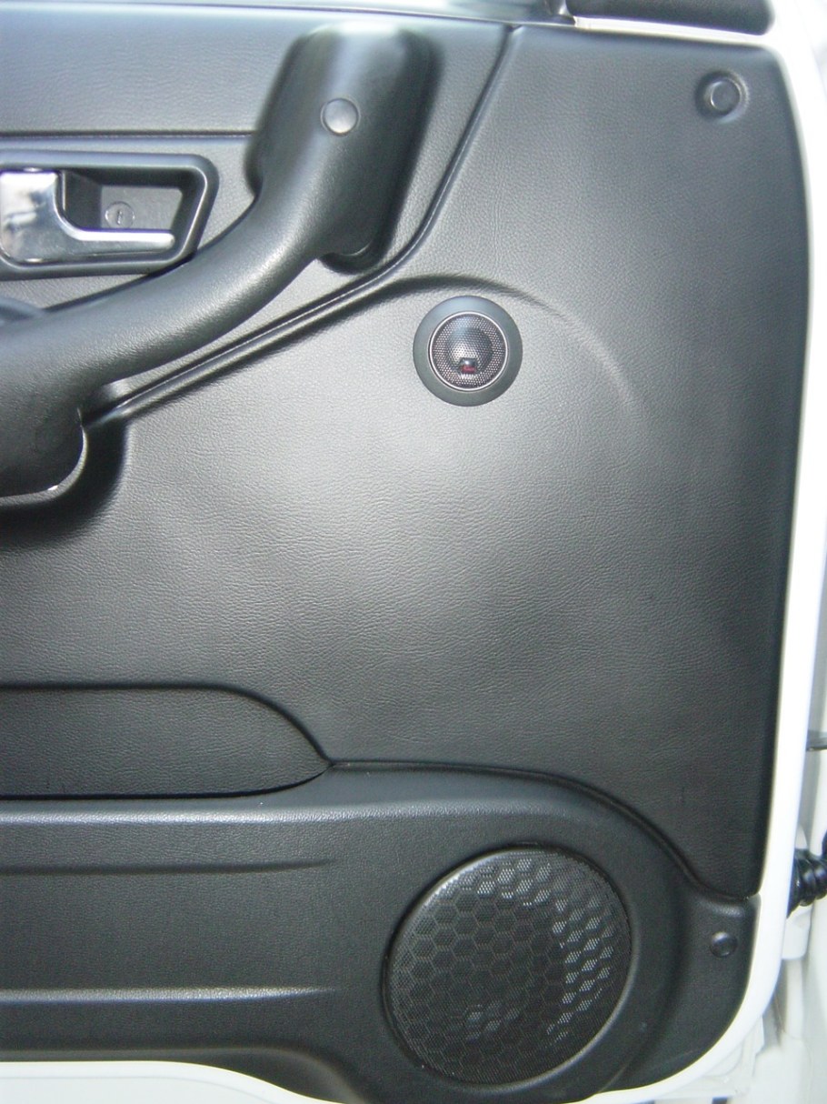 Колонки на УАЗ Патриот 2016 овалы