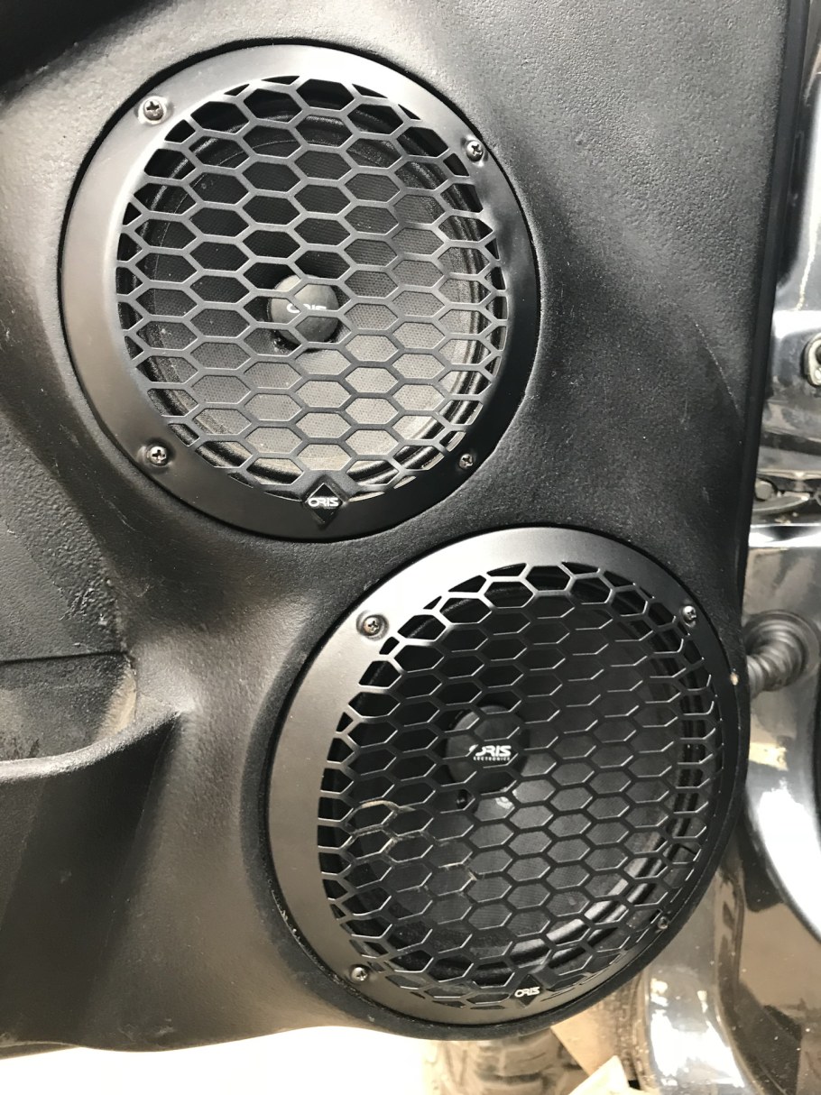 Подиумы УАЗ Патриот 20 20 рупор