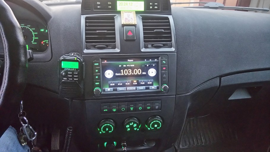 16 Динамики в передние двери УАЗ Патриот