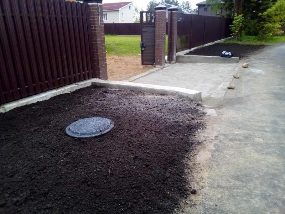 Заезд для машины на даче