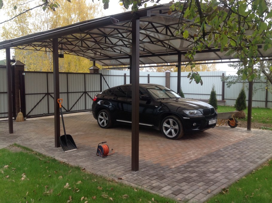 Навес для авто на участке