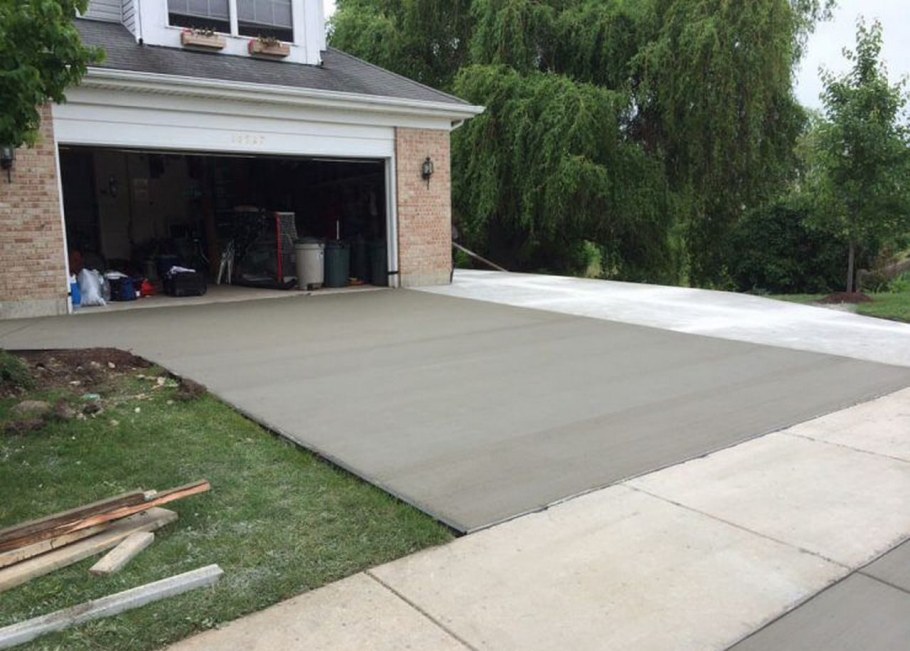 Бетонная площадка под авто