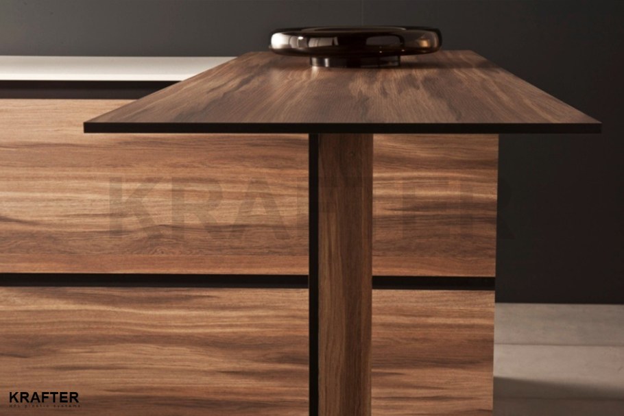 Письменный стол с комодом