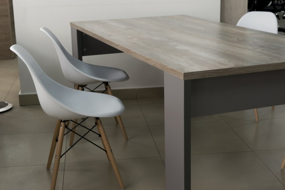 Письменный стол Эггер