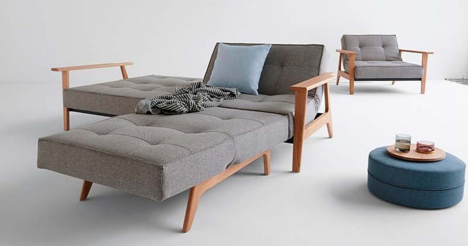 Кресло-кровать в скандинавском стиле