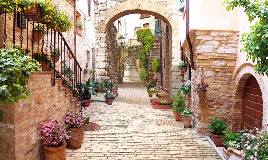 Фреска улочки Италии