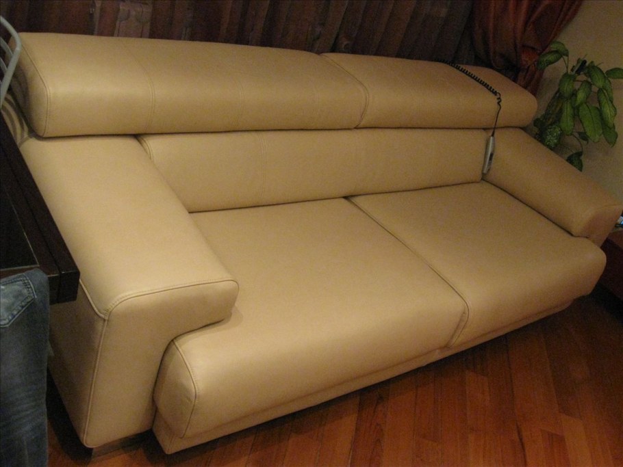 Диван угловой мягкий