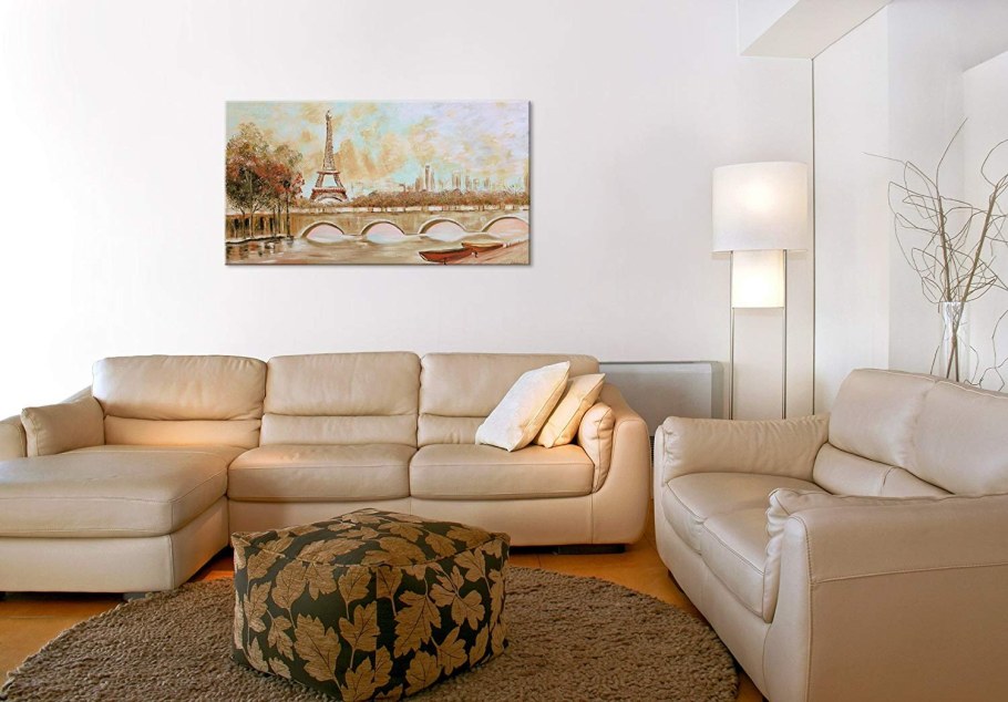 Картины над диваном в гостиной