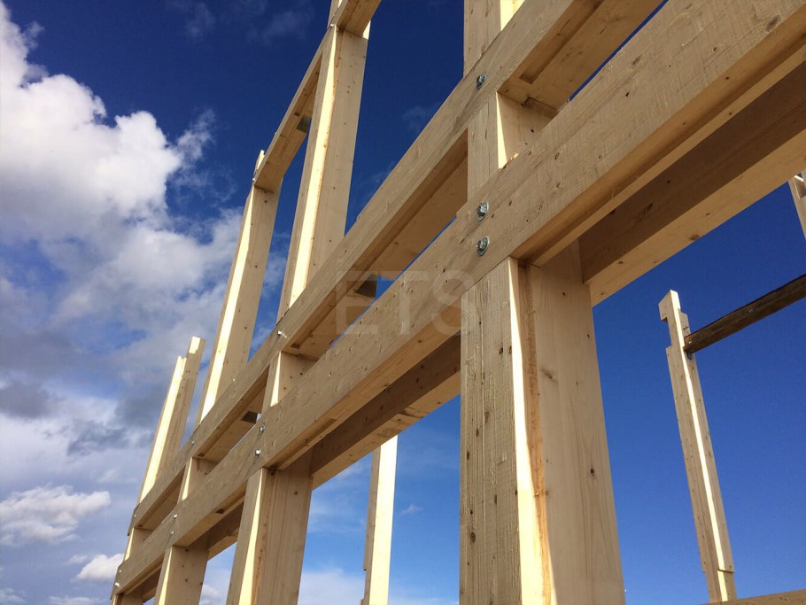 Фахверковый ригель