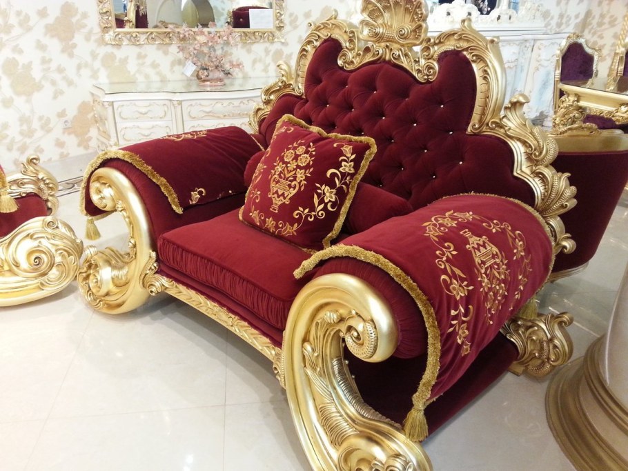 Диван в стиле Барокко