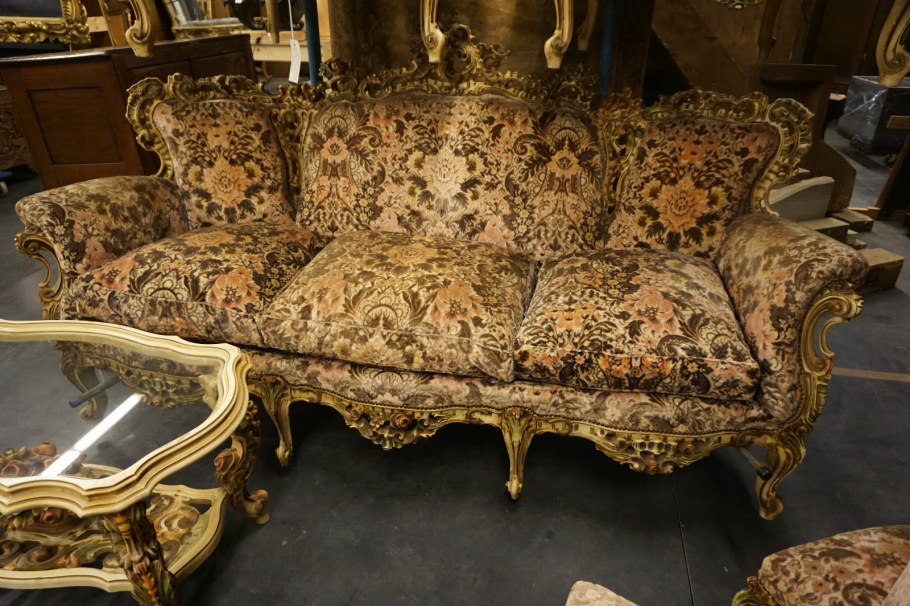 Мягкая мебель в стиле Ампир и Барокко