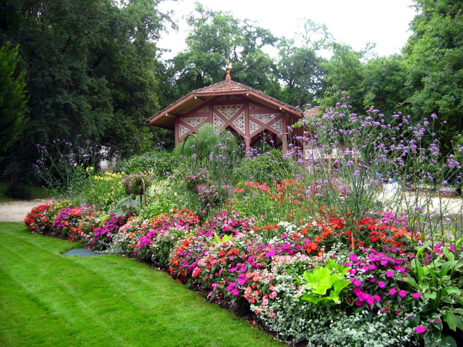 Ландшафтный дизайн дачного участка