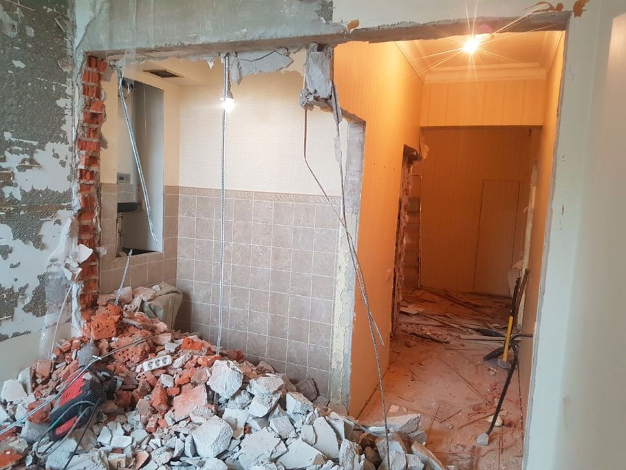 Демонтаж стен