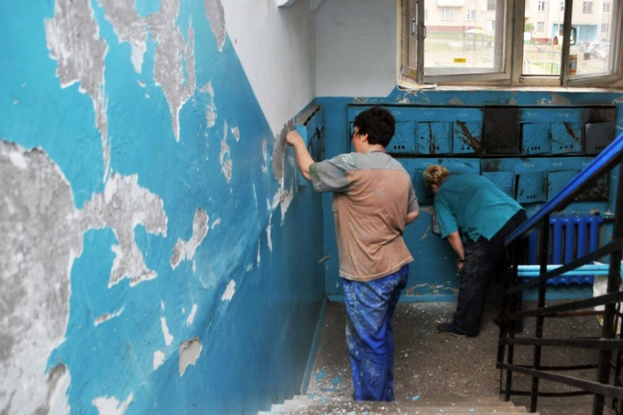 Разгерметизация межпанельных швов