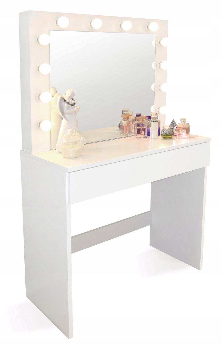 Туалетный столик для макияжа