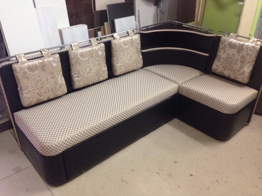 Кухонный уголок со спальным местом "Виктория-14"