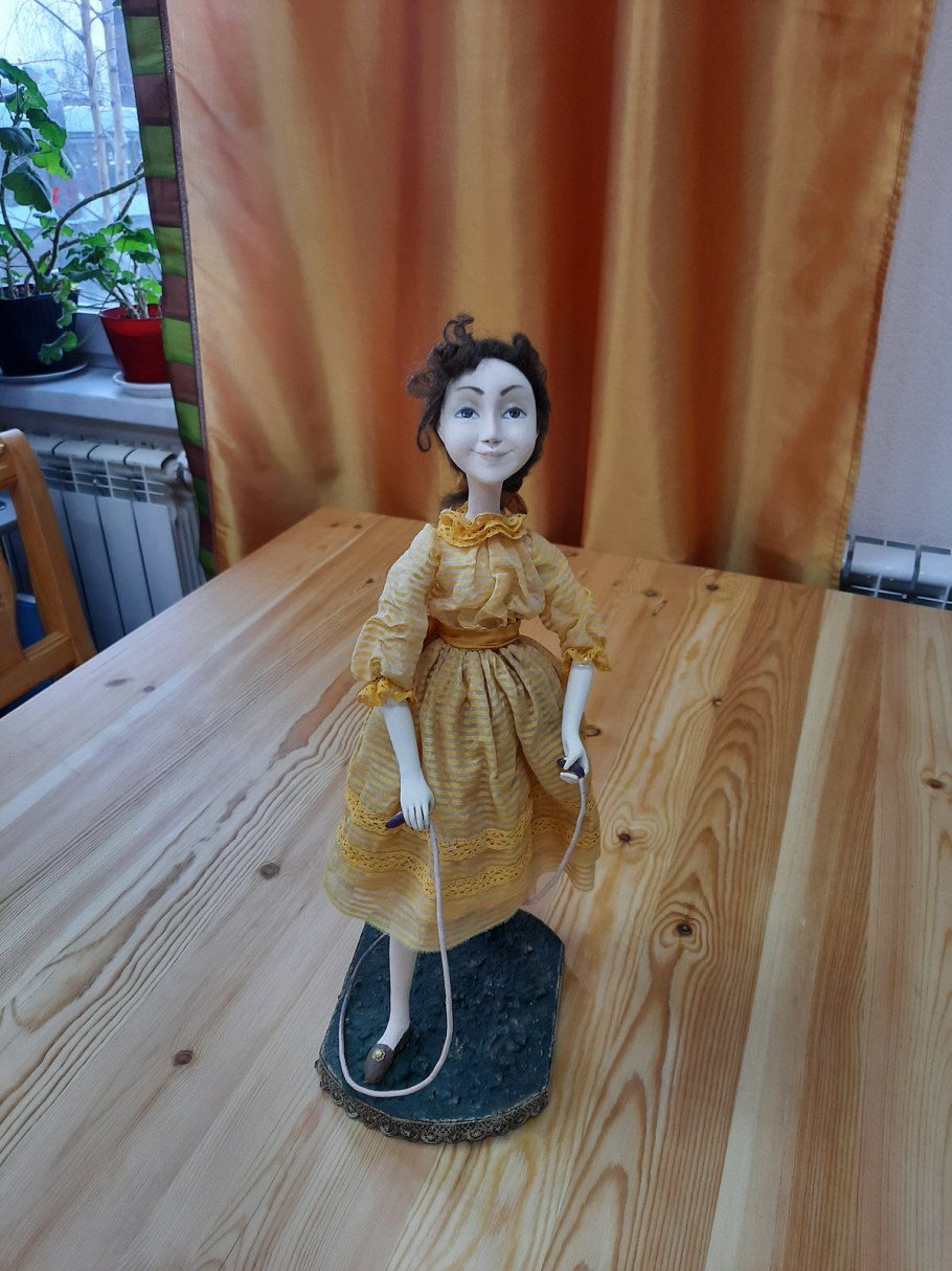 Интерьерная кукла индеец