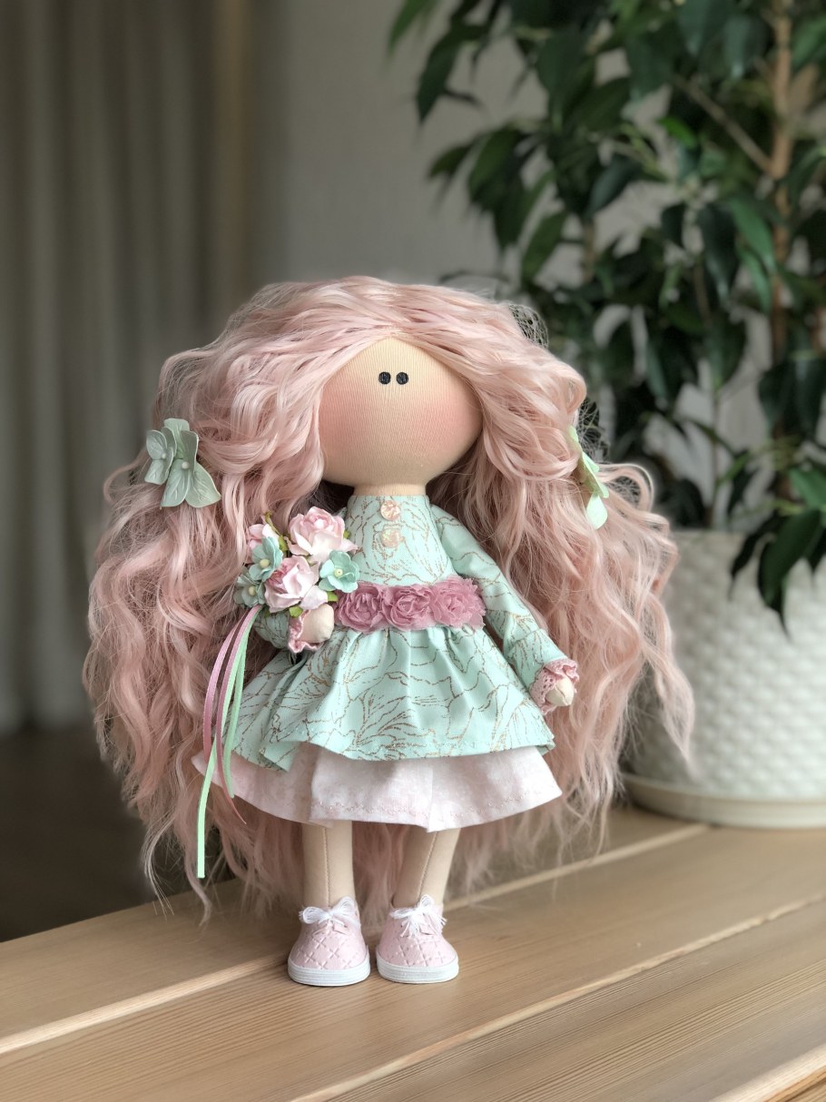 Валяние кукла шаман