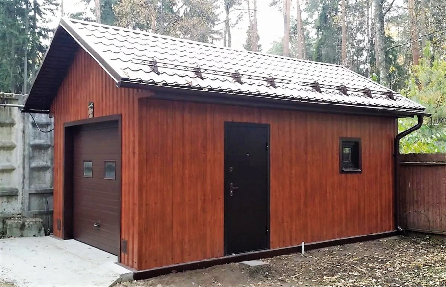 Хоз постройки из профнастила