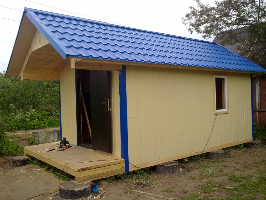 Крыша бытовки