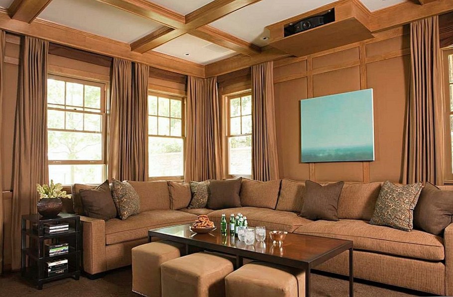 Гостиная с угловым окном