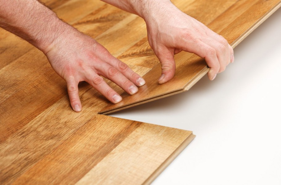 Укладка ламината в квартире