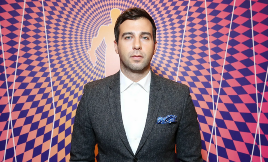 Иван Ургант Смоленский бульвар