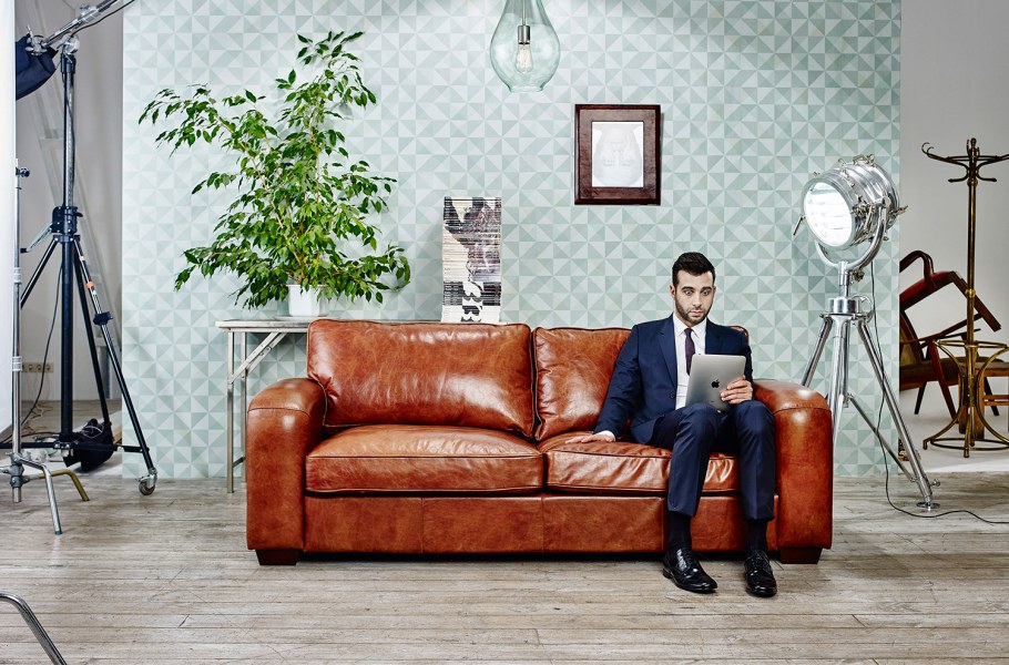 Иван Ургант родители